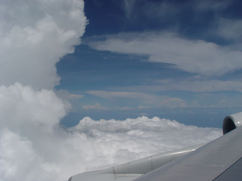 Bild377: In den Wolken ber dem sdchinesischen Meer