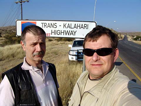 Bild162: Helden des Trans-Kalahari Highway