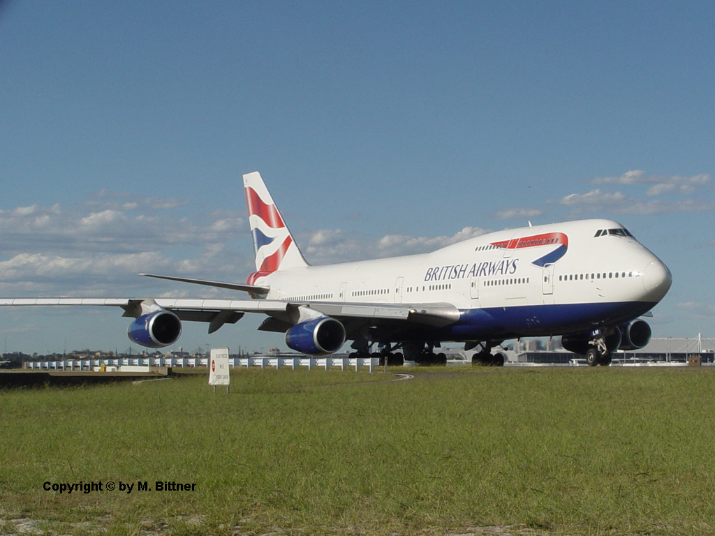 Boeing 747-436 / G-BNLM / Taxiing at Sydney
