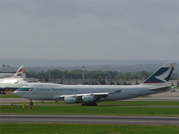 Boeing 747-467 F/SCD / B-HUO