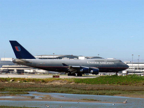 Boeing747-422 / N193UA / Take off in San Francisco